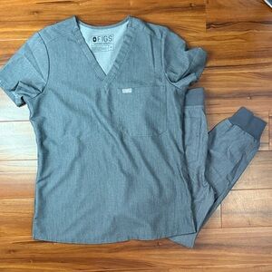 Figs Graphite Scrub Set